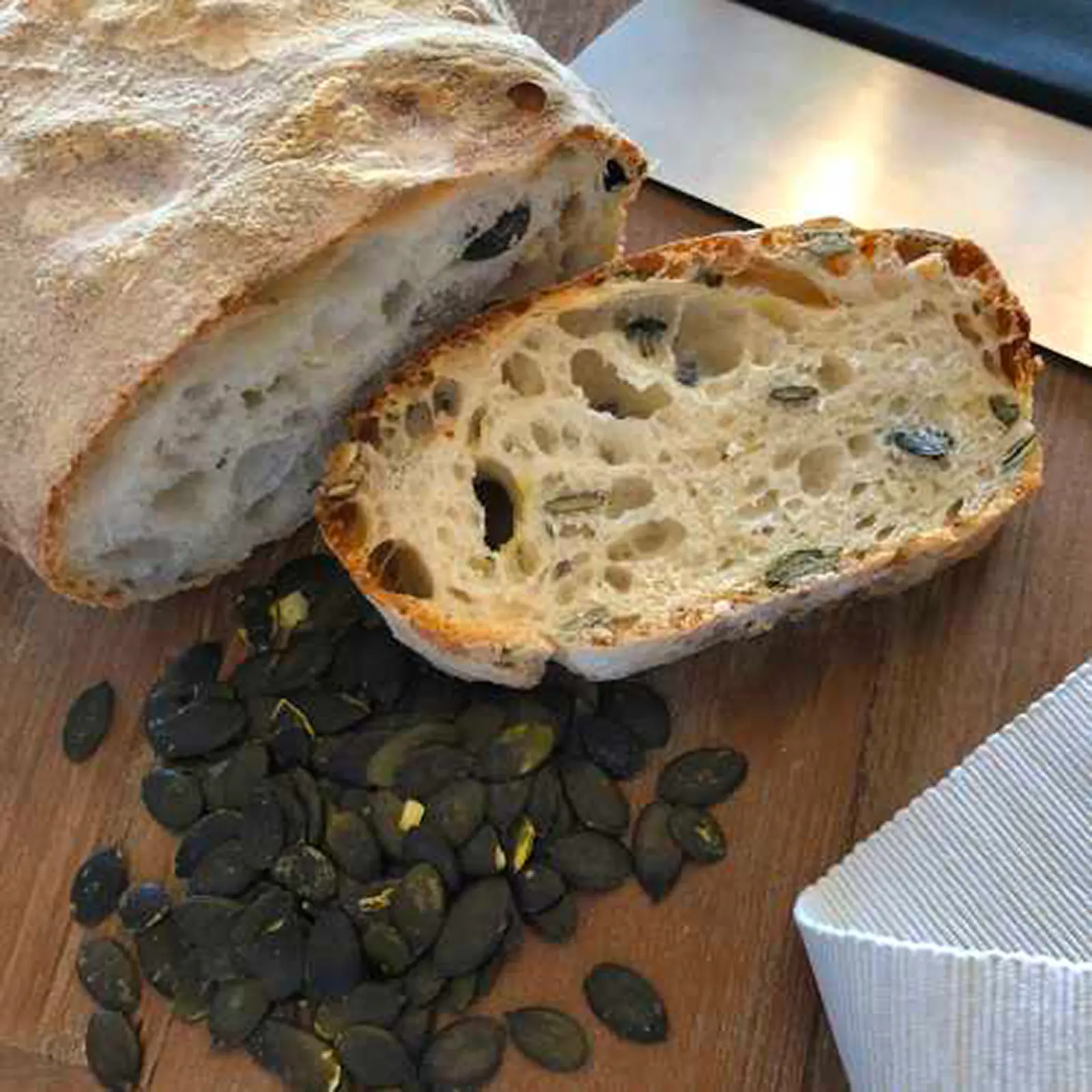 Ciabatta mit Kürbiskernen